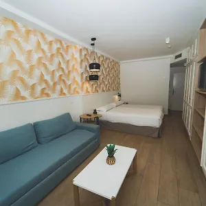 https://los-olivos-playa-de-las-americas.tenerifehoteles.net